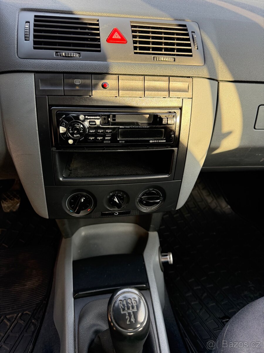 Škoda Fabia 1.4 BENZIN 204 000km - 15