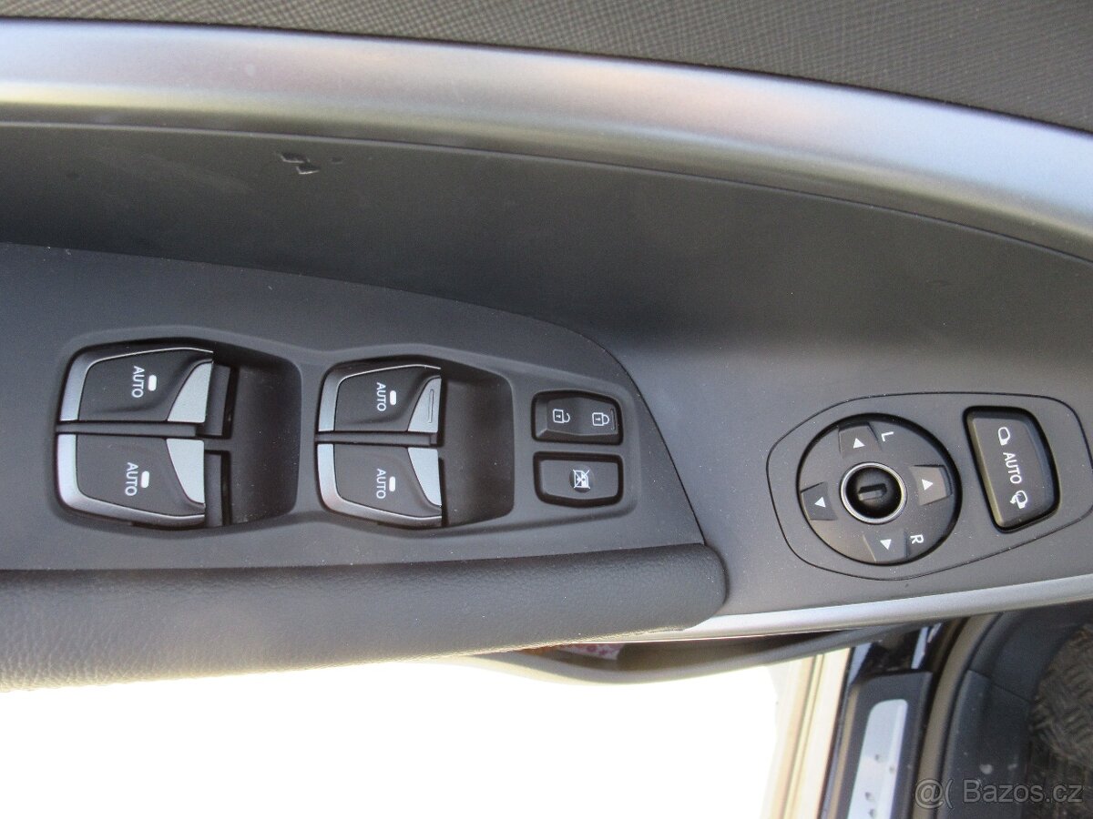 Hyundai Santa Fe 2.2CRDi,4x4,1.maj.DPH,automat - 15