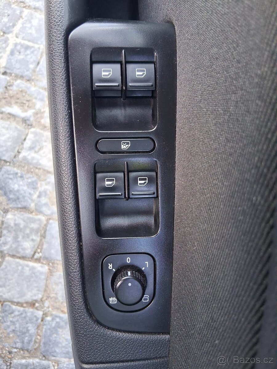 Škoda Superb 2 facelift 2,0 TDI 125 kW 4x4 - 15