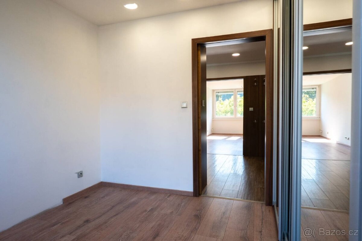 Byt 3+kk Molákova, P 8 Karlín, 71 m2 na Metru - 15