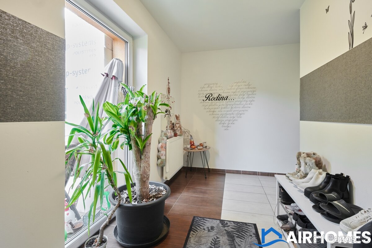 Prodej prostorného rodinného domu 147m2 - 15