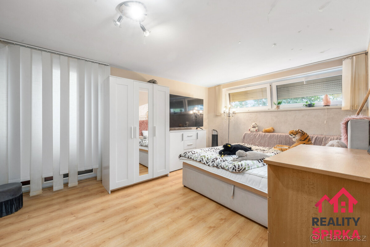 Prodej rodinného domu, CP 787 m2, obec Moravany, okres Pardu - 15