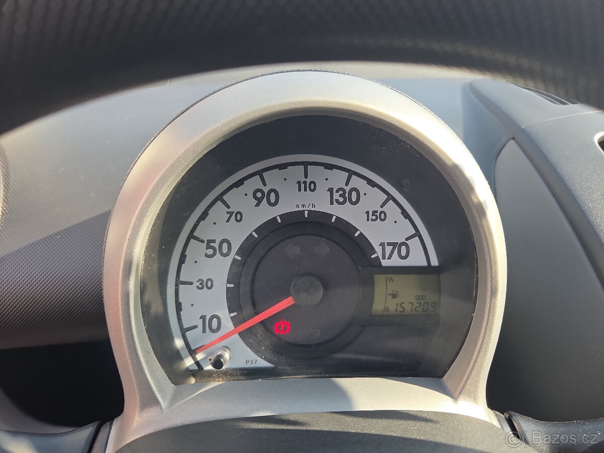 Toyota AYGO 1.0i - 15