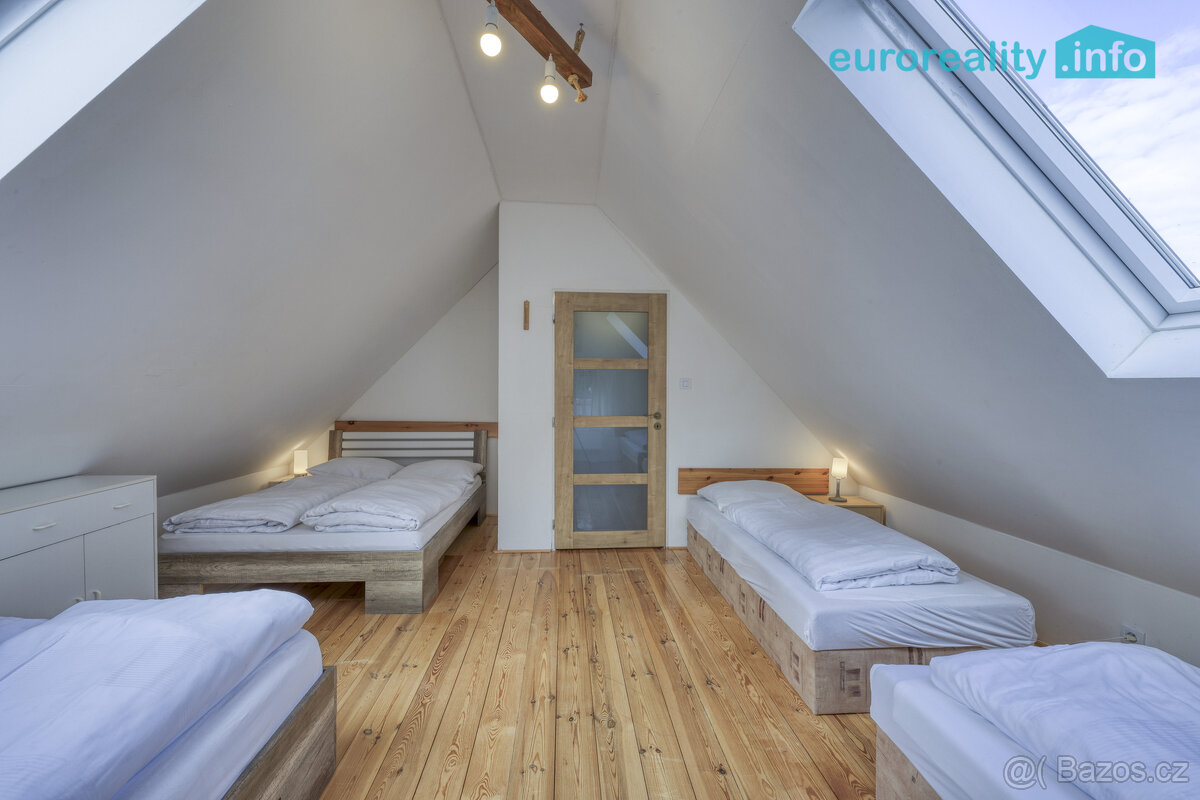 Prodej, rodinný dům 4+kk, 116 m², pozemek, 1361 m², Lazny, S - 15