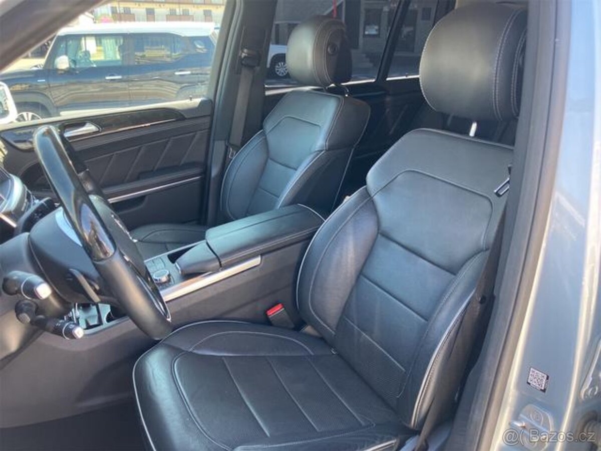 Mercedes Benz GL500 - 15