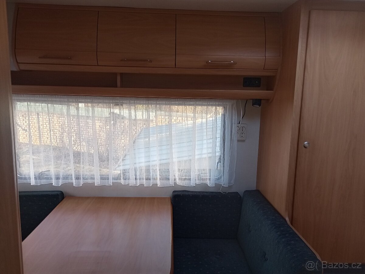 Chateau 403C r.v.2001 el.mover+markýza - 15