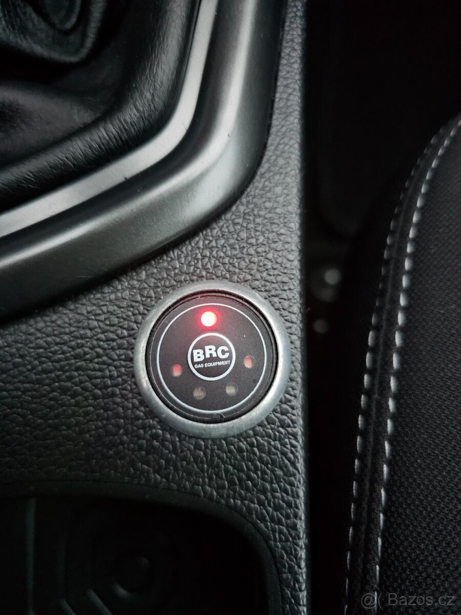 SSANGYONG TIVOLI XLV 2019 1.6i 94kW LPG,NAJETO 95 000KM - 15