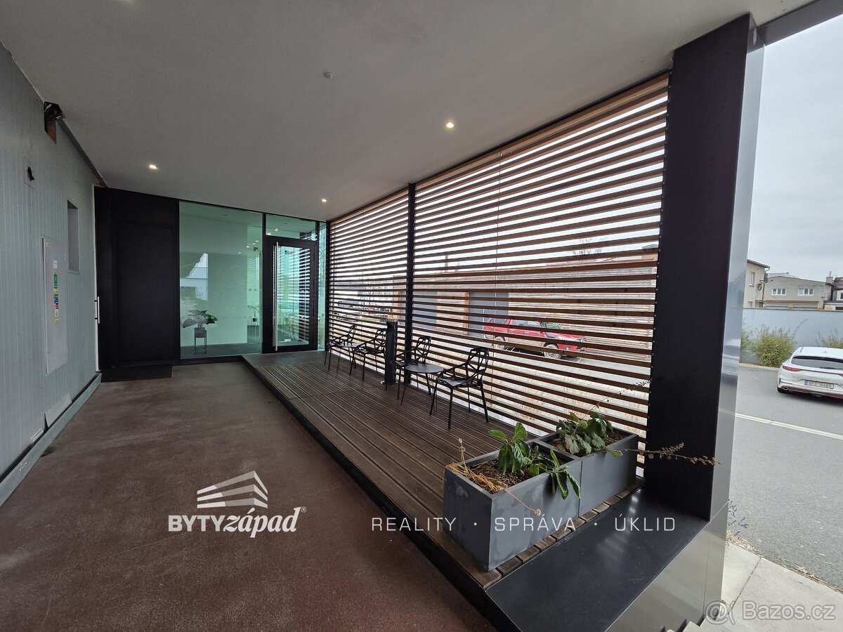 Pronájem, komerční prostory, Plzeň Slovany, ev.č. yIVO8612 - 15