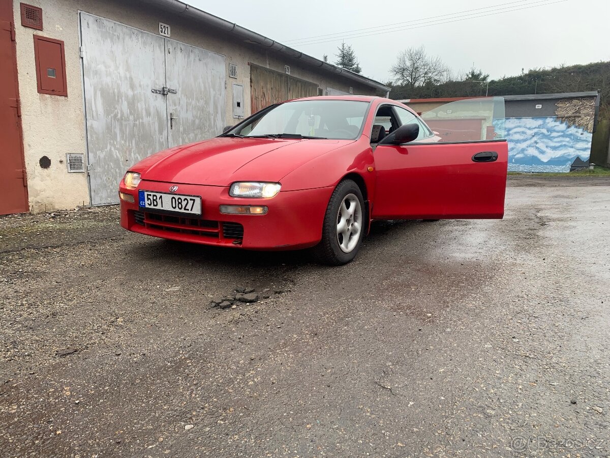 Prodám vyměním Mazdu 323F REZERVACE - 15