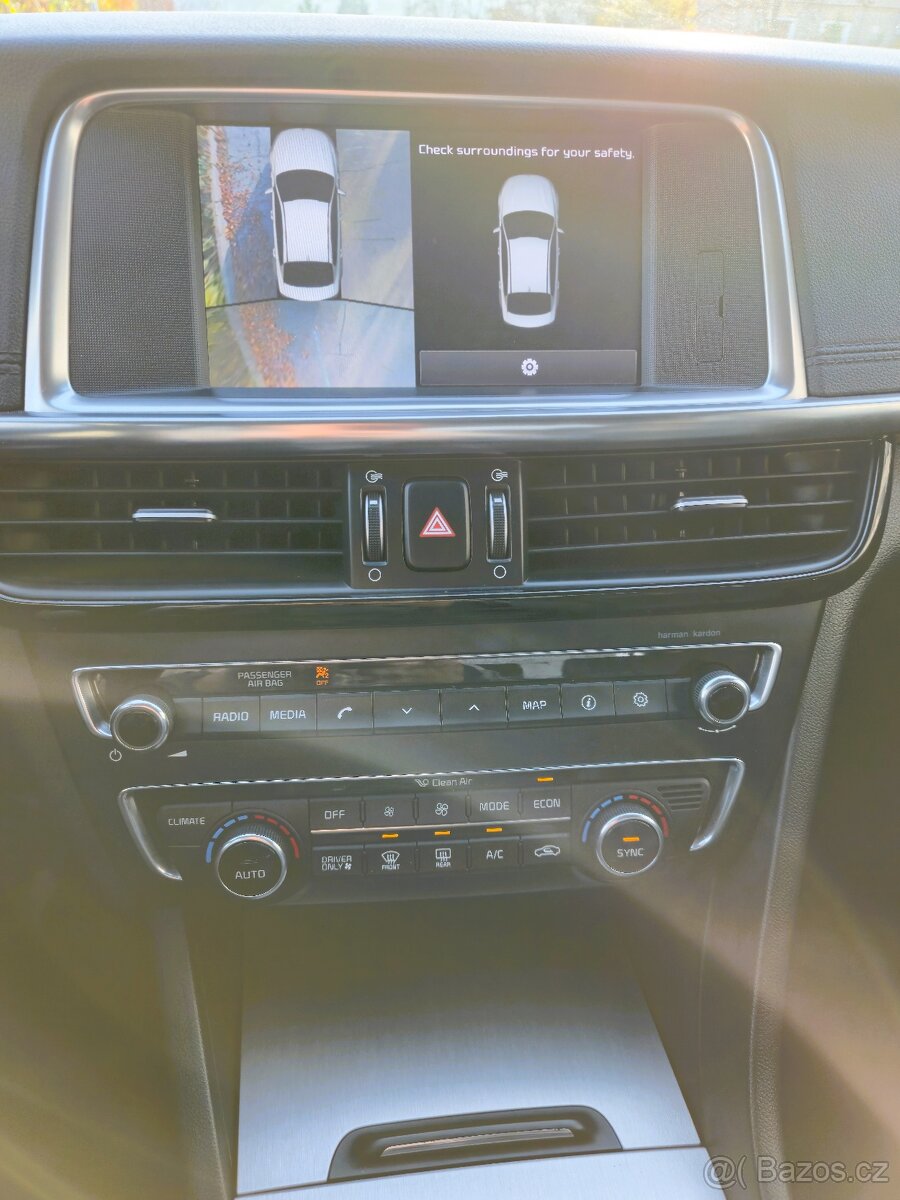 Kia Optima Hybrid - 15