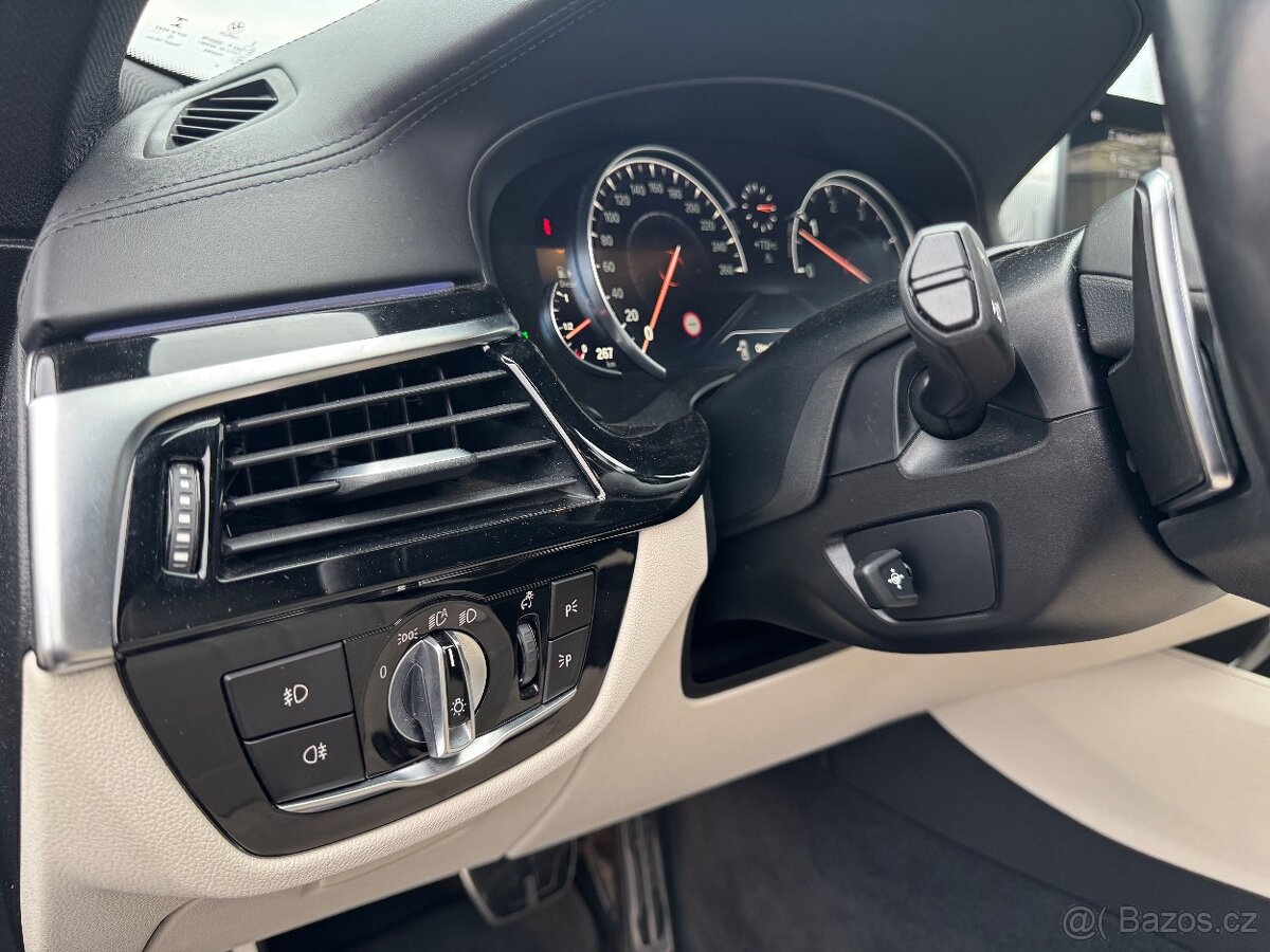 BMW Řada 5 xDrive Touring JN61 - 15