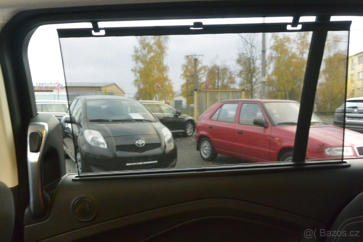 PRODÁM Ford Grand C-Max 1.5TDCi 88kW 7místNAVI - 15