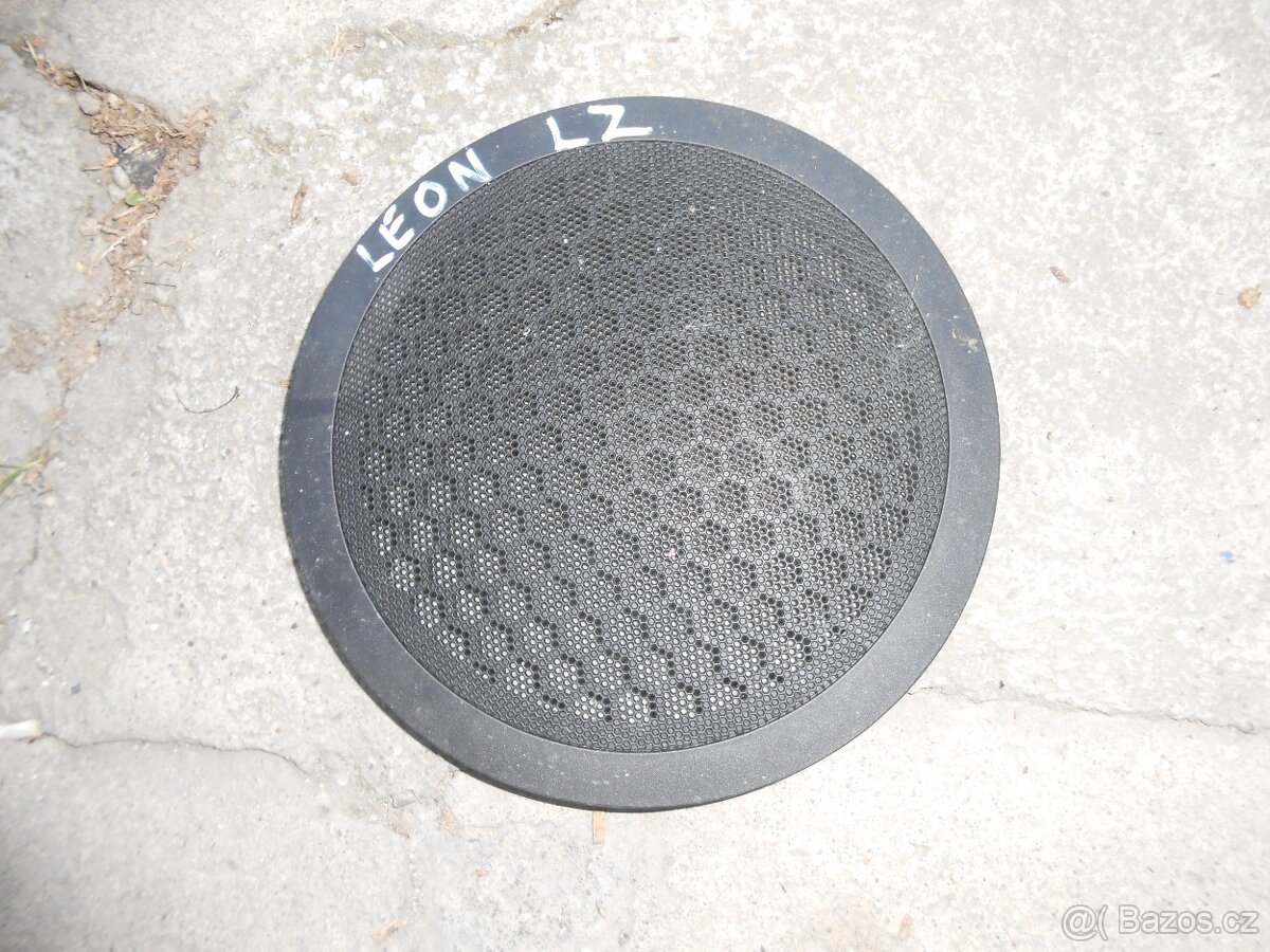 Seat Leon II stahovačka zámek klika repro mřížka - 15