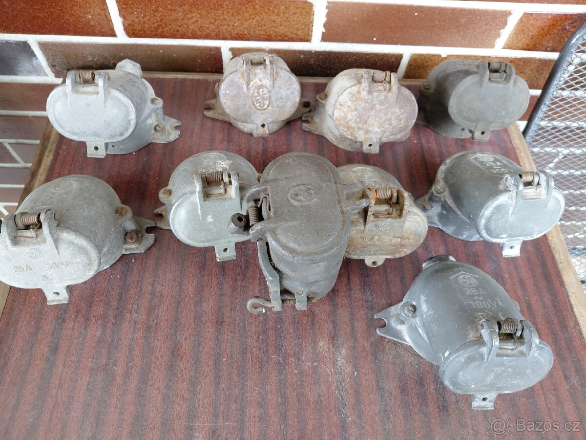 Stropní svítidlo, zásuvka 25A, 380V, zásuvka 16A,380V - 15