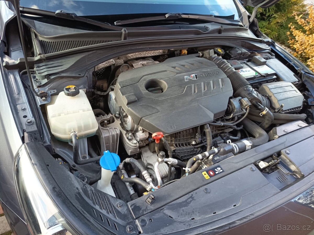Hyundai i30N Performance - 15