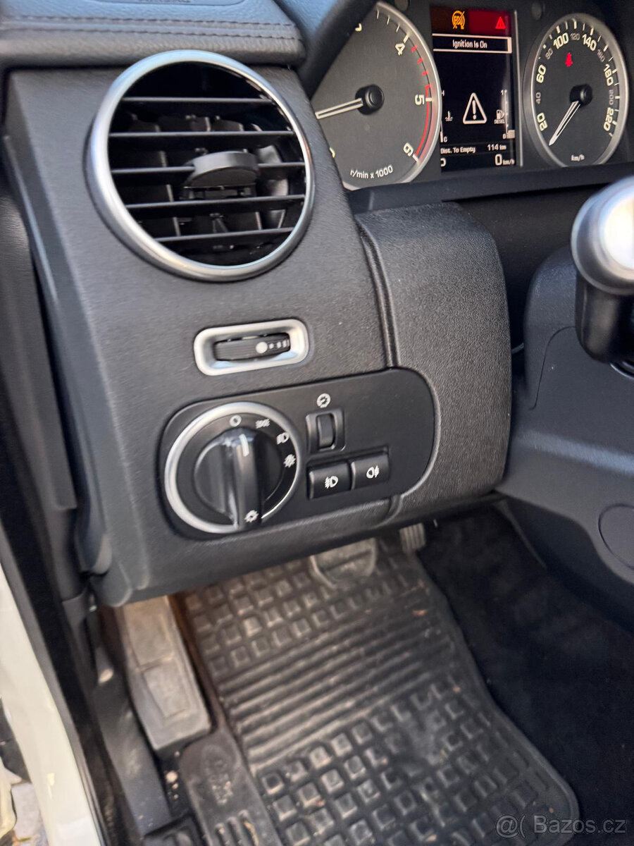 Land Rover Discovery 4 – 3.0 SDV6, 188 kW - 15