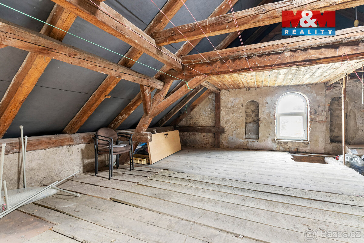 Prodej rodinného domu v Bulovce - 15