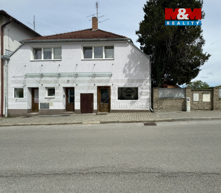 Pronájem bytu 2+kk, 51 m², Velešín, ul. Družstevní - 15