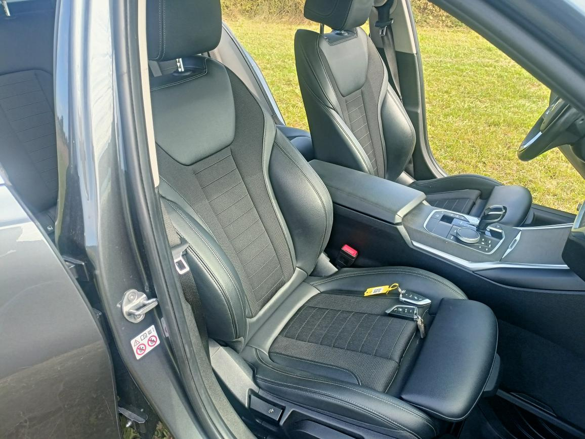 BMW 320D Touring/140Kw/Sportline/Virtual/Tažný/2020/Fulled.. - 15