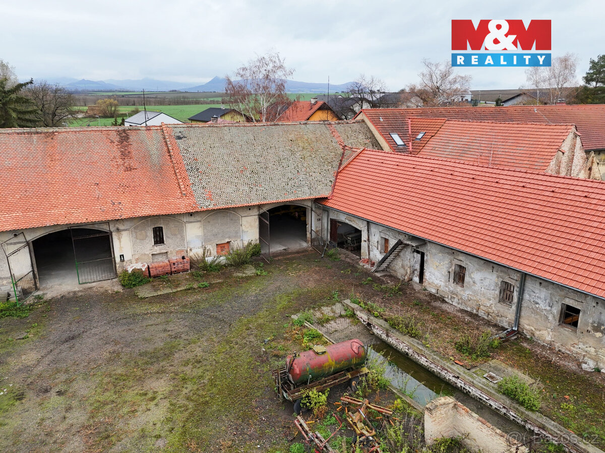 Prodej rodinného domu, 320 m², Černiv - 15