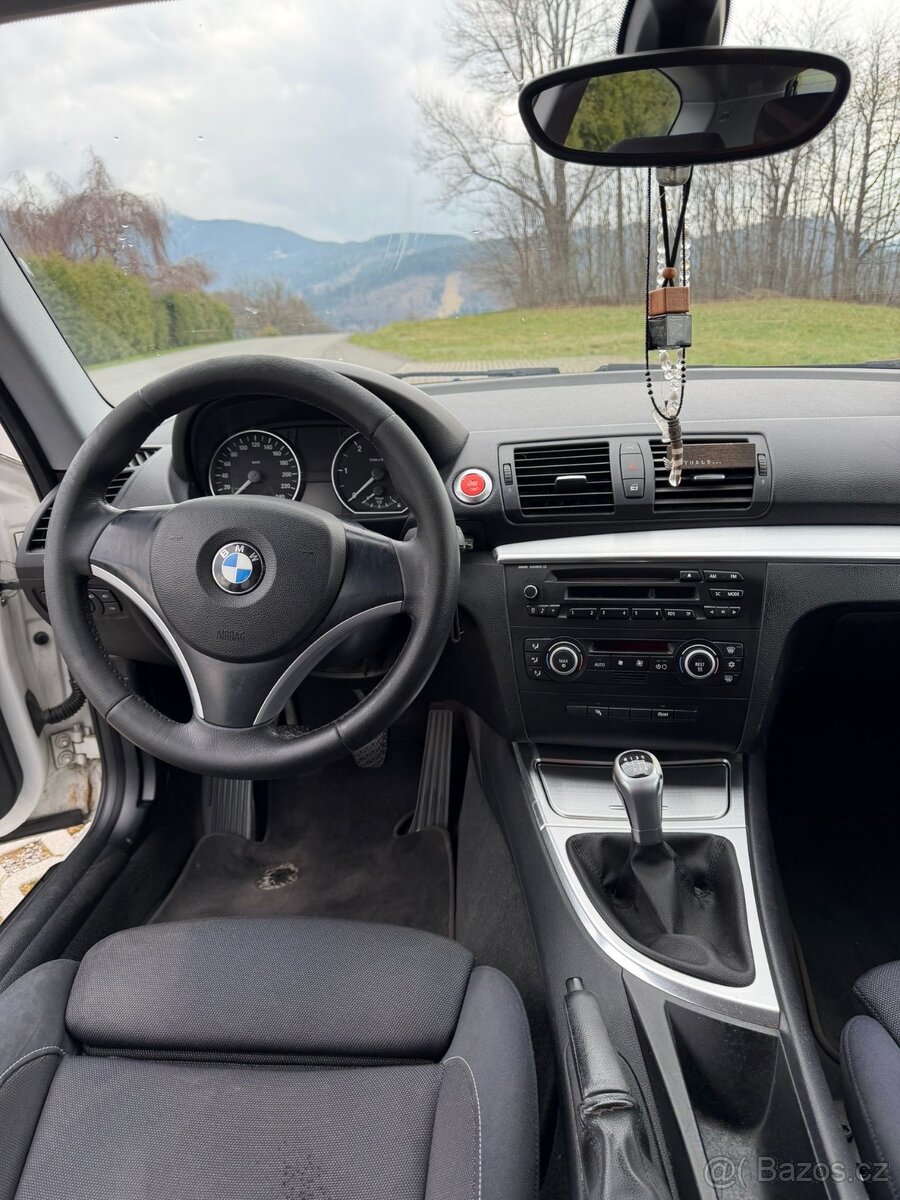 BMW 118D I 2007 I - 15