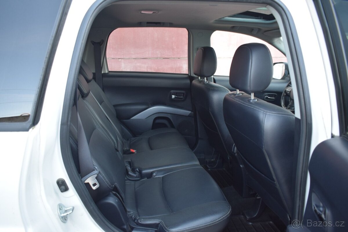 Mitsubishi Outlander 2.0Di-D 4X4/ČR PŮVOD/VÝBAVA/ - 15