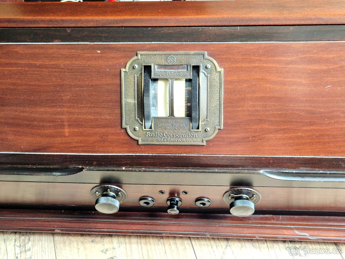 Velké starožitné rádio RCA, Super-Heterodyne, rok 1925 - 15