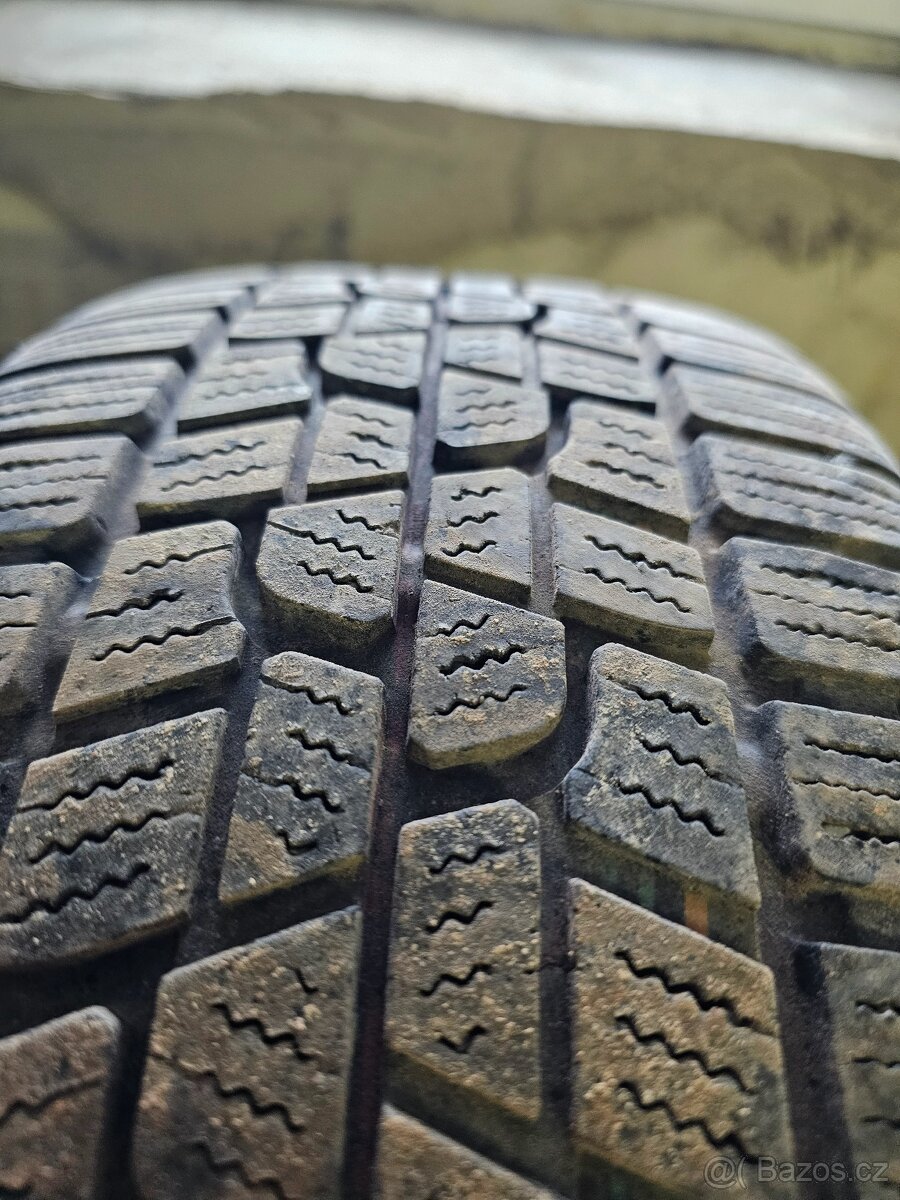 Zimní pneumatiky 205/55 R16 - 15