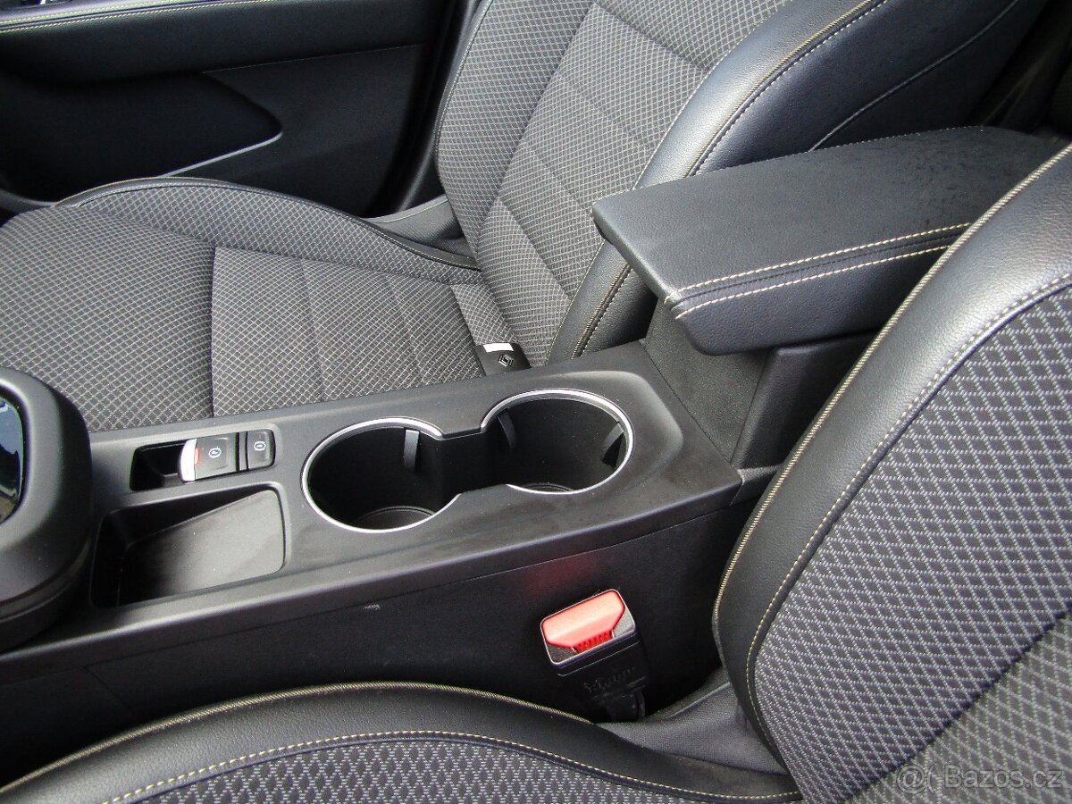 Renault Arkana 1,3 TCe 103 kW/140k EDC Techno - 15