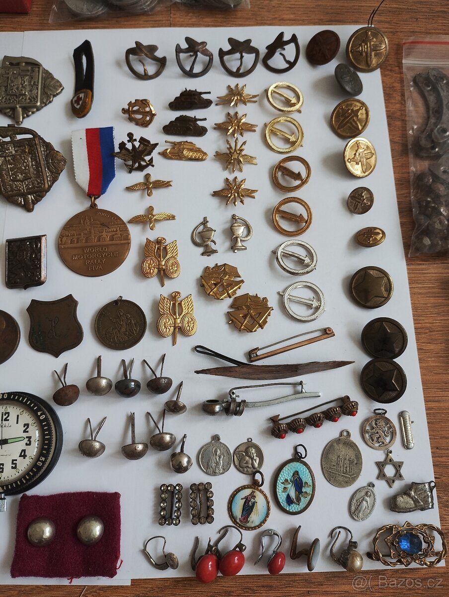 PRODÁM NÁLEZY Z PŮDY A STAROŽITNOSTI - 15