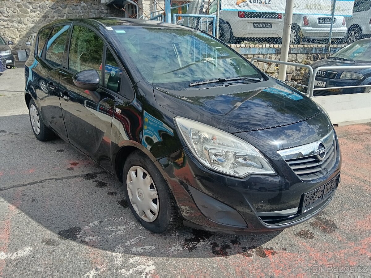opel meriva - 15