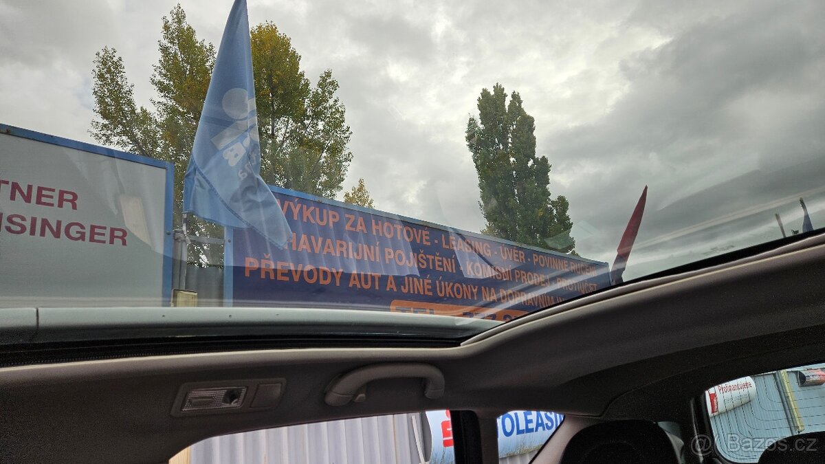 PEUGEOT 407 2,2 HDI 16V Premium Pack - 15