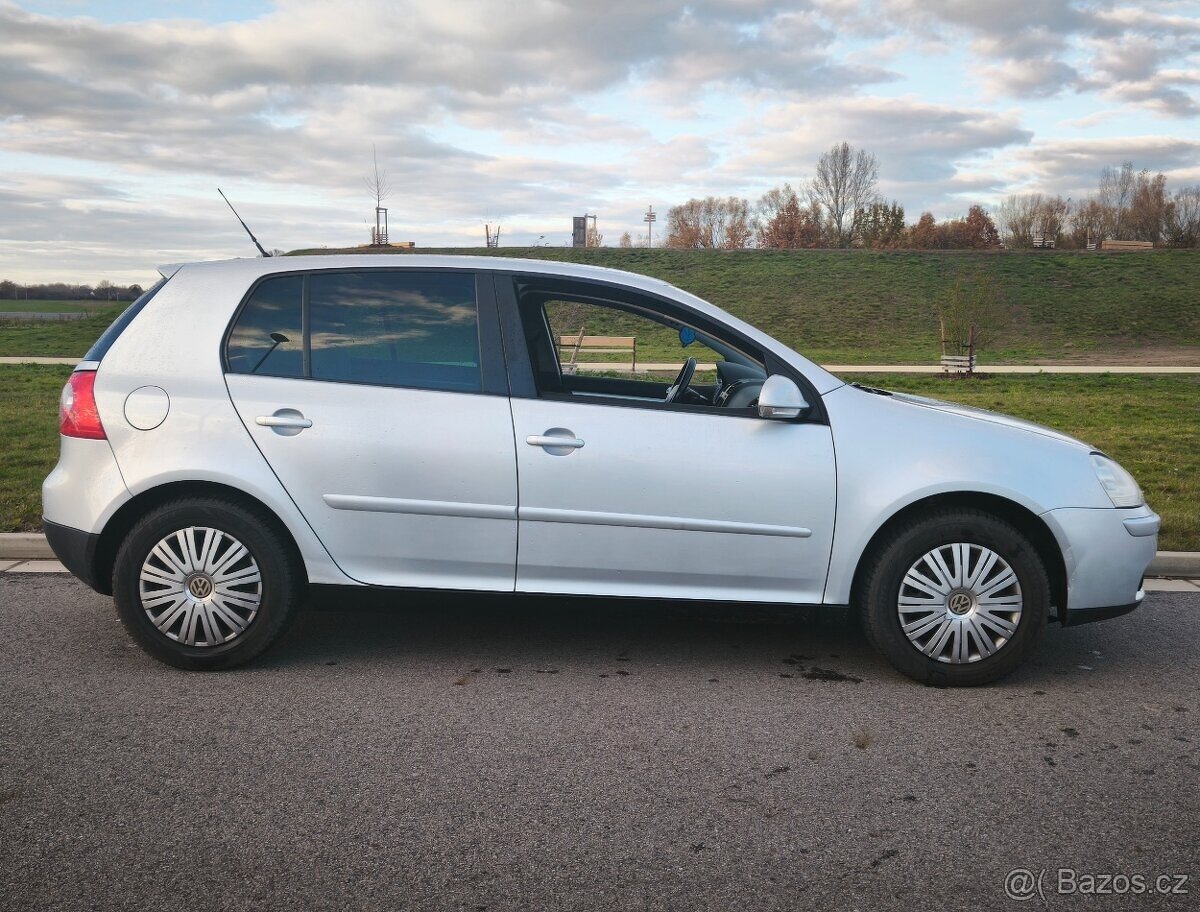 VW Golf 1.6 LPG, rok 2008, nová STK, po servise - 15