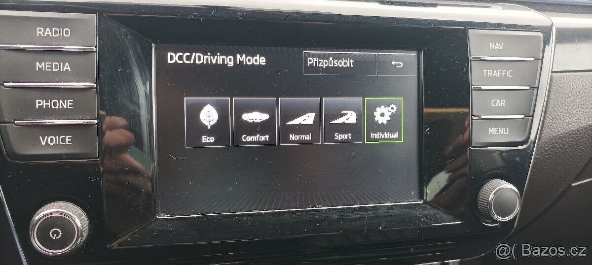 Škoda Superb L&K 2.0 tdi 6.manual 140kw - 15