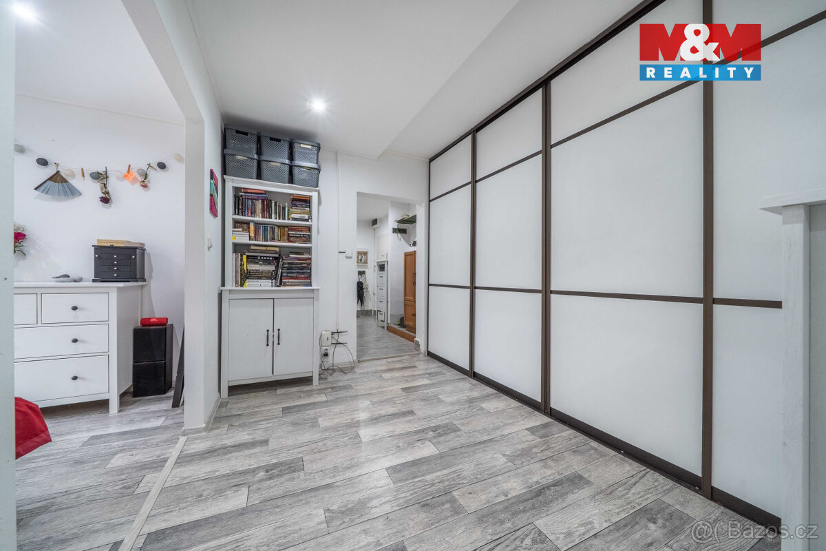 Prodej bytu 2+1+L, 53 m², Plzeň, ul. náměstí Generála Píky - 15