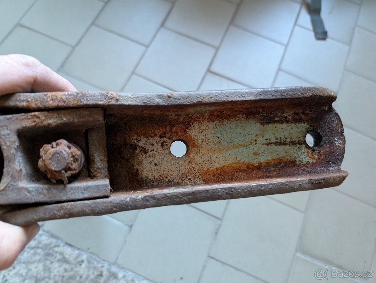 Vozík přívěs za malotraktor nebo čtyřkolku 155x95 cm - 15