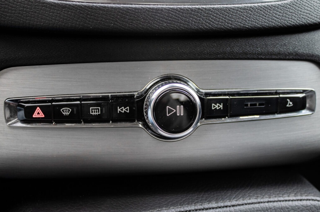 Volvo XC90 2.0 B5 Drive-E AWD A/T (2019) - 15