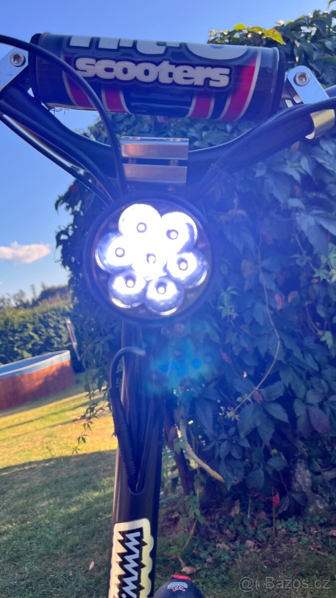 Elektrická koloběžka Nitro Scooters 1000W - 15