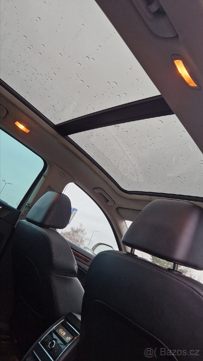 Superb 2 combi 2.0 TDI 4x4 125kW top stav - 15