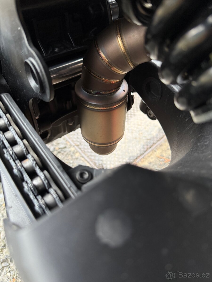 CFMoto 800NK Advanced 2023 - 15