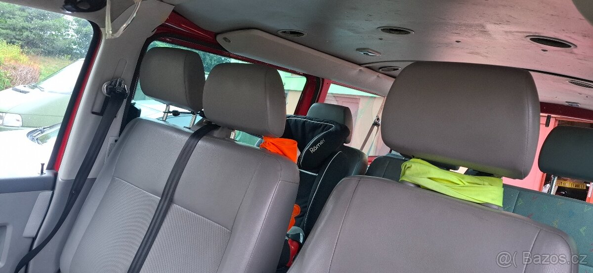 VW Transporter 1,9 TDi - 15