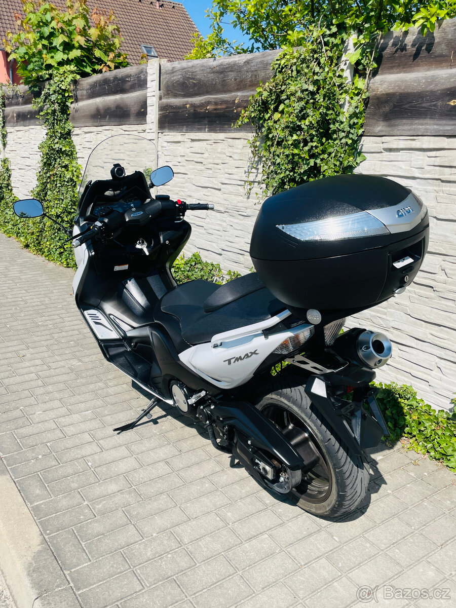 Yamaha T-max 530 r.v.2013 - 15