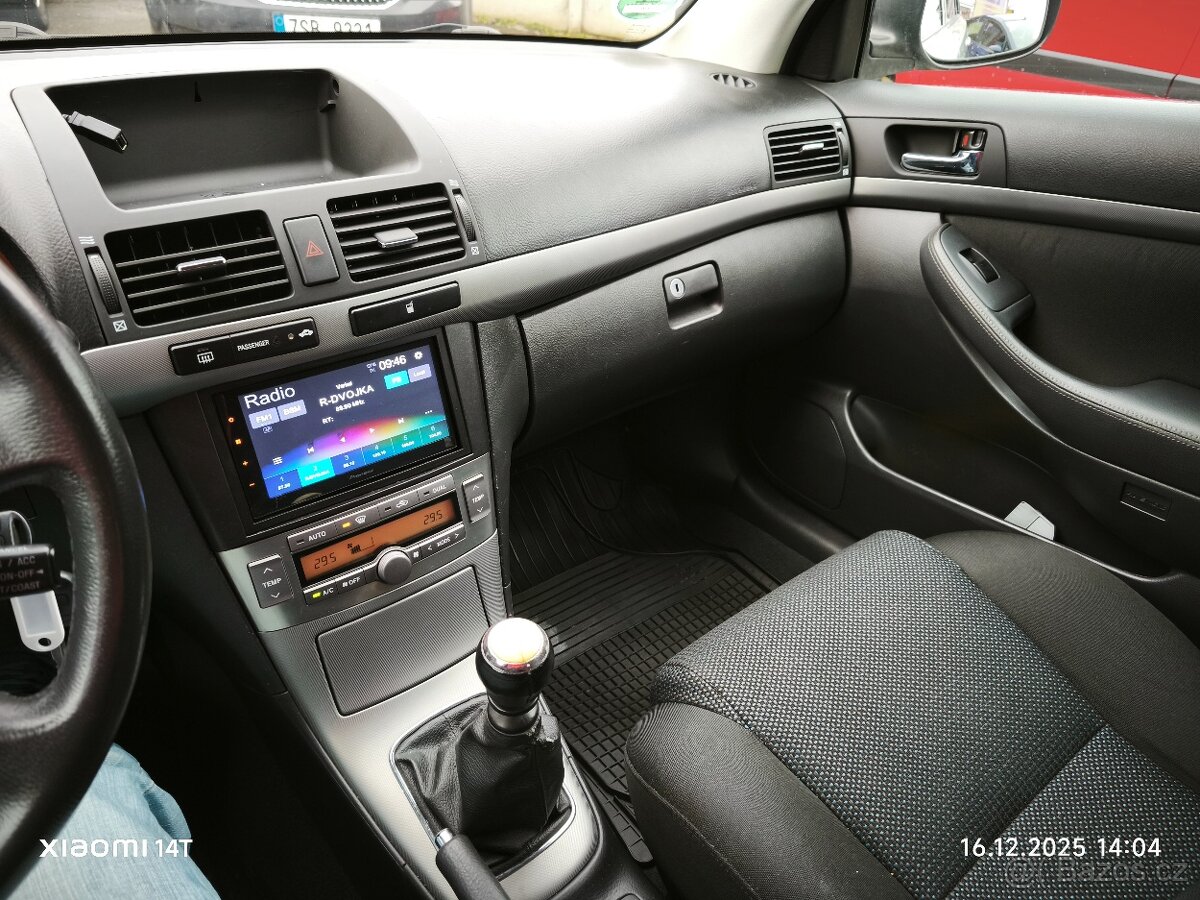 Toyota Avensis 2.0D-4D 93kW, Aut.klima, servisované, tažné - 15