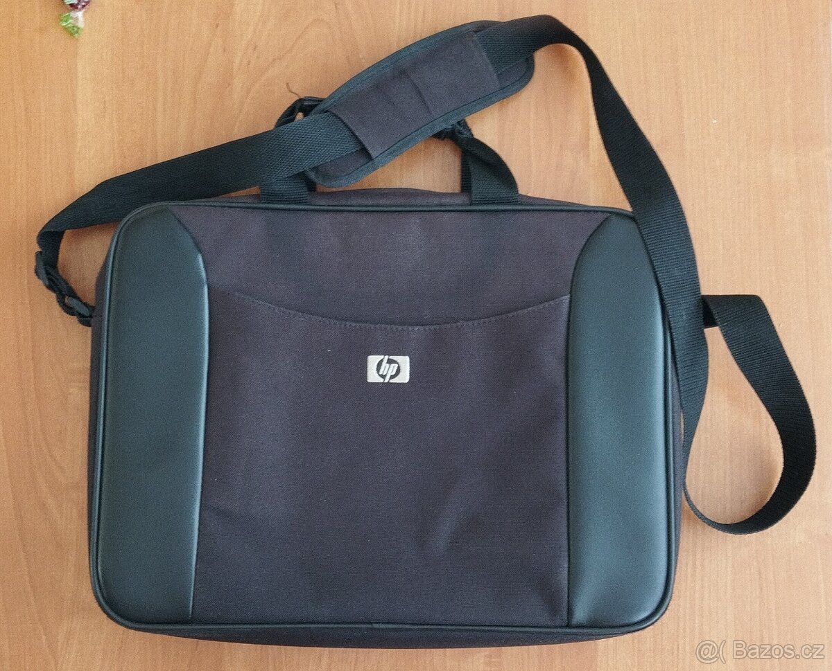 Taška pro notebook, CD disky, batohy na záda i do ruky - 15