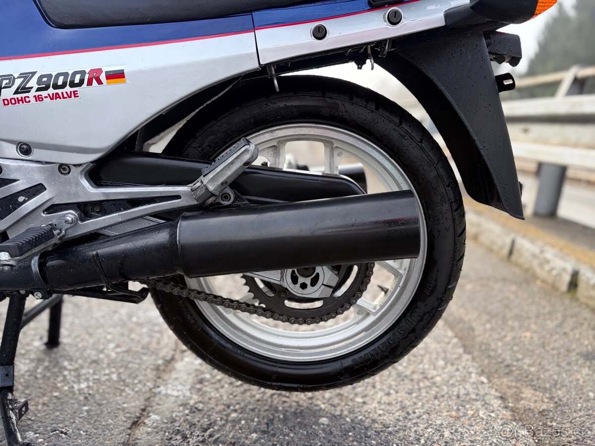 Kawasaki Gpz 900 - 15