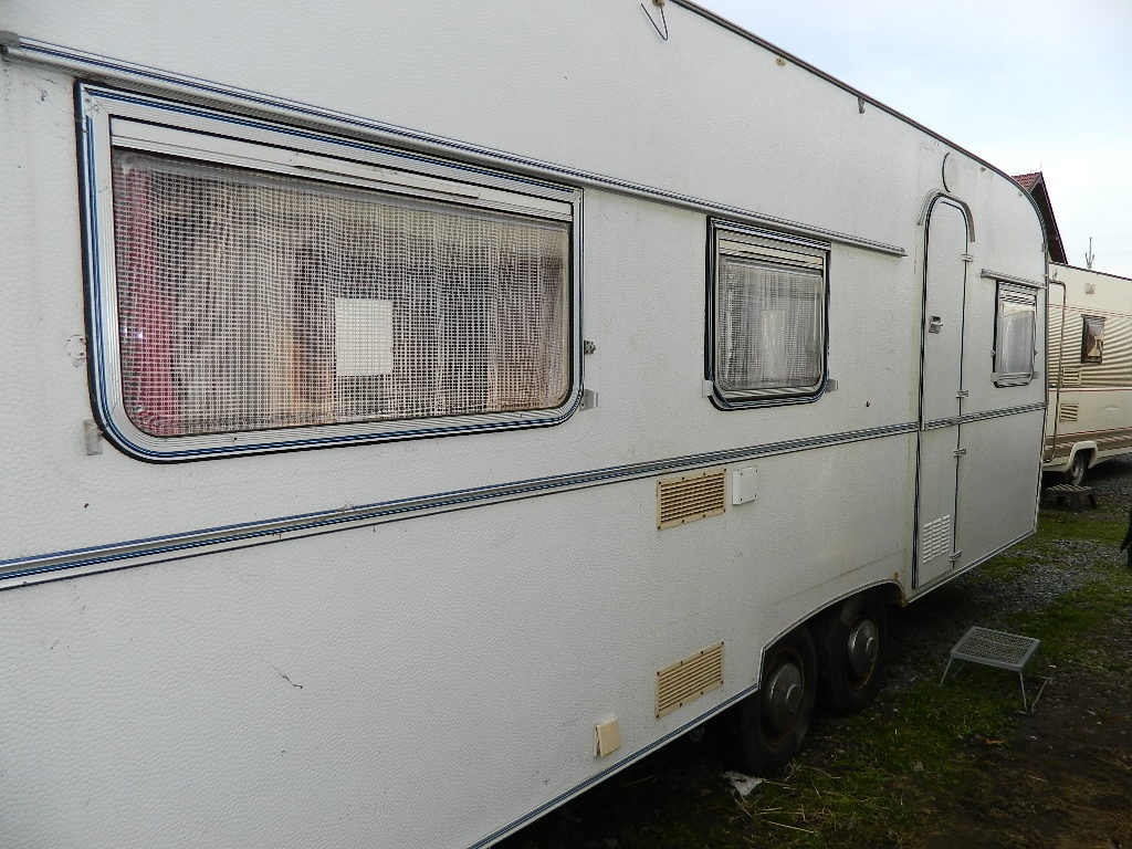 Dvouosý karavan Fendt - 15