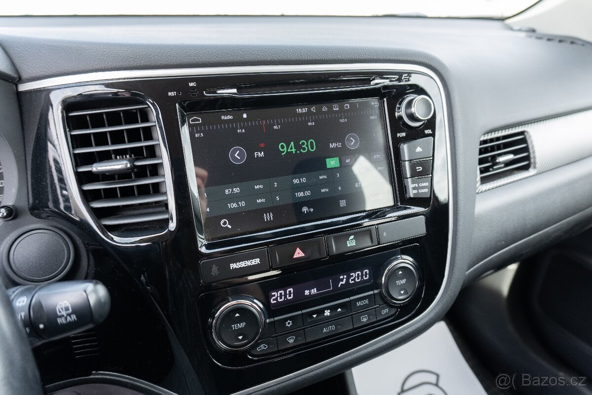 Mitsubishi Outlander 2.0 MIVEC 4x4 Automat - 15