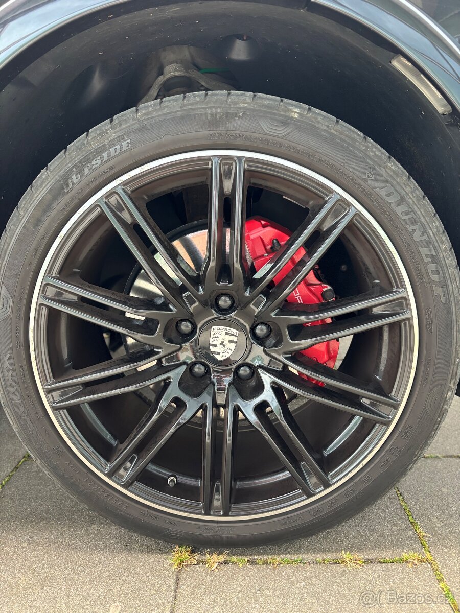 Porsche cayenne GTS - 15