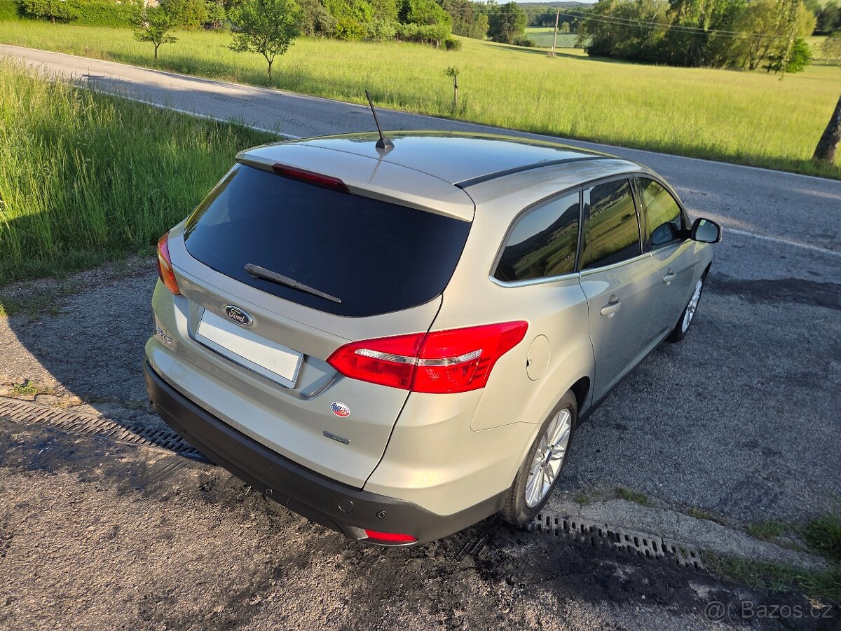 Ford Focus KOMBI - BENZÍN - KUP ČR - 96tis/KM - 2017 - 15