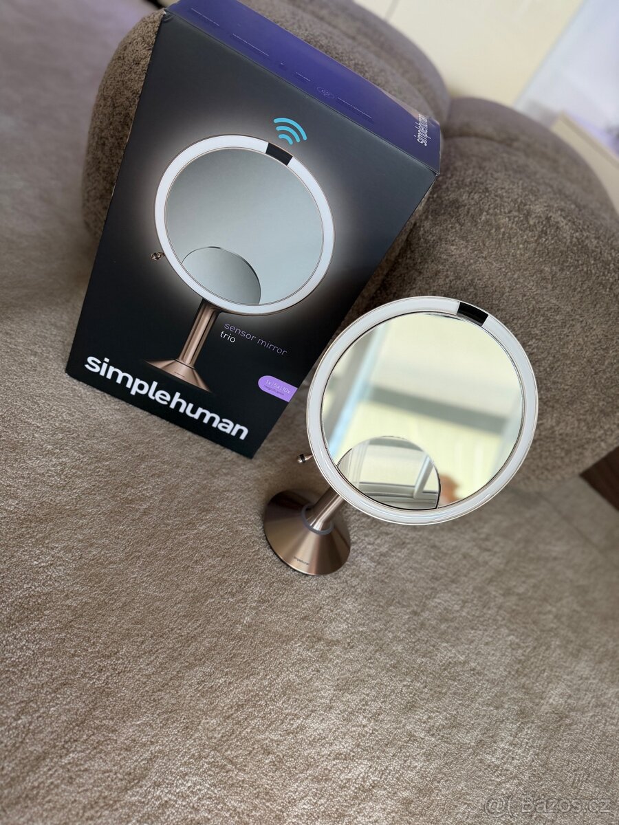 Luxusní, kosmetické zrcadlo s led SIMPLEHUMAN - 15